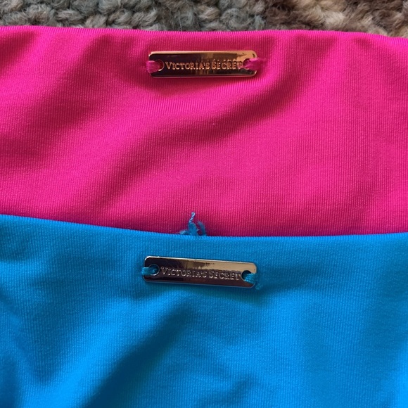 EUC Bundle of Victoria Secret Swim - Picture 3 of 9